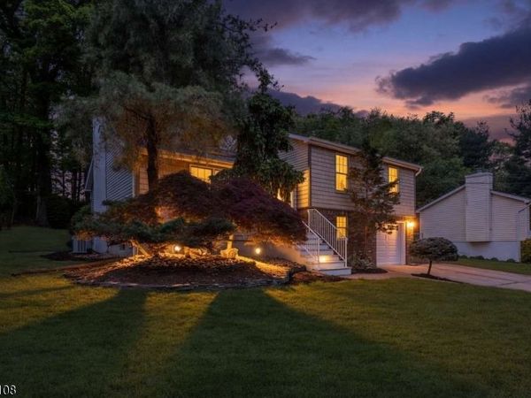 66 Dayton Rd, Jamesburg, NJ 08831