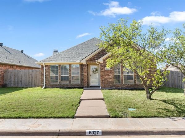 6027 Oakmont Drive, Wichita Falls, TX 76310