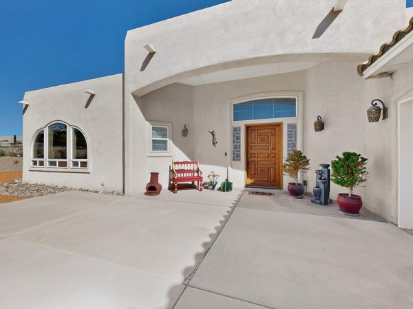 6520 Milpa Alta Road NE, Rio Rancho, NM 87144
