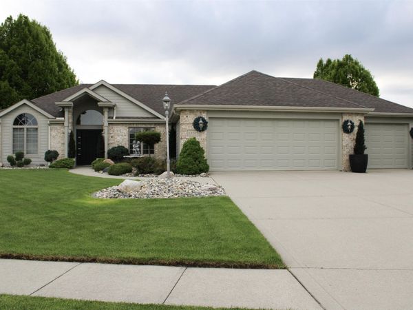 13515 Tamiami Trail, Fort Wayne, IN 46845