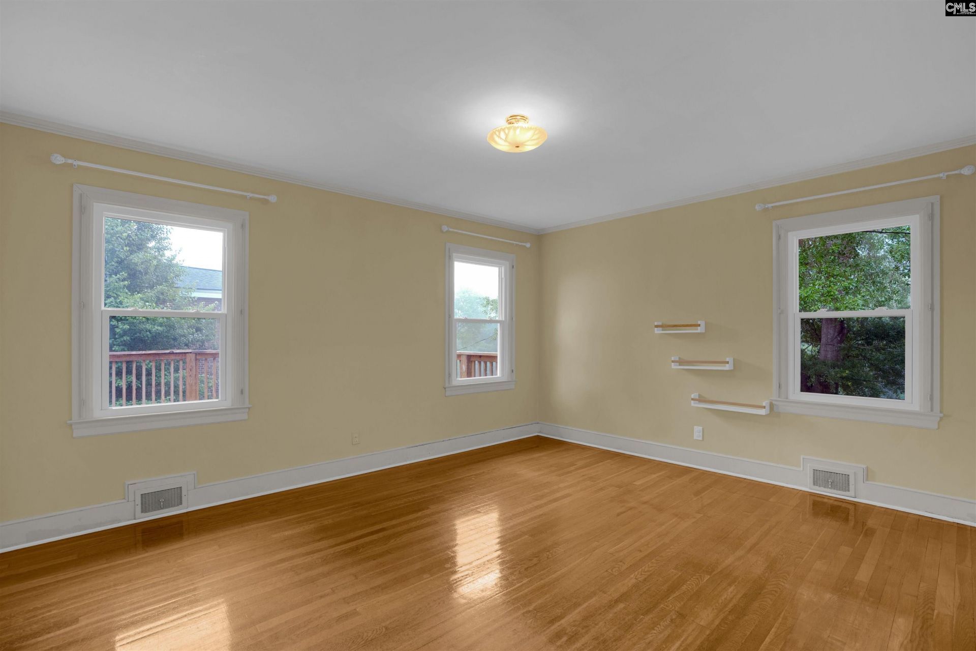 220 Nance Street  Photo 15