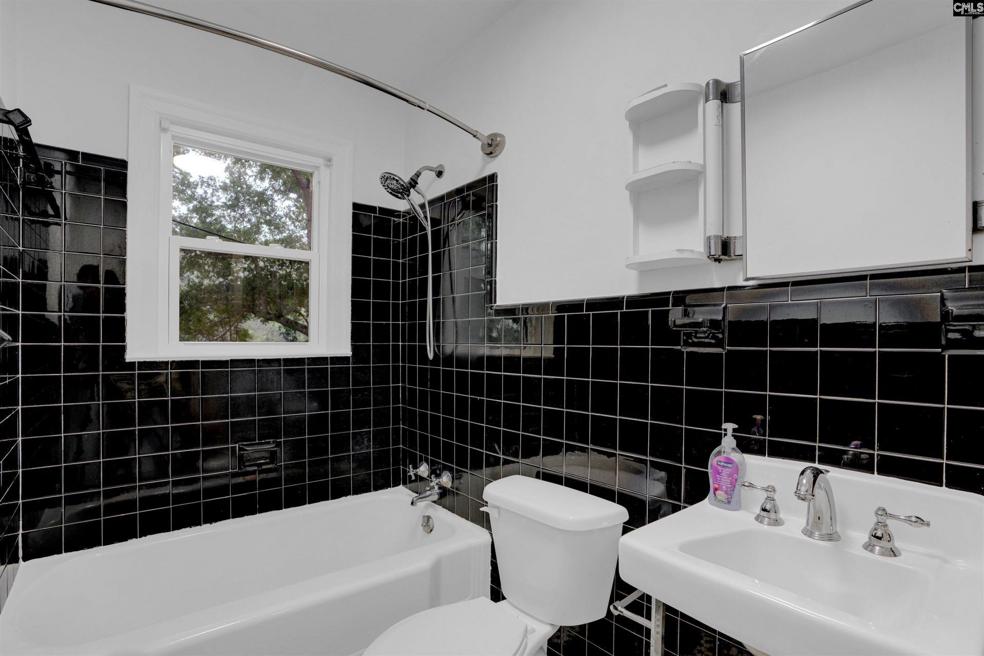 220 Nance Street Photo 20