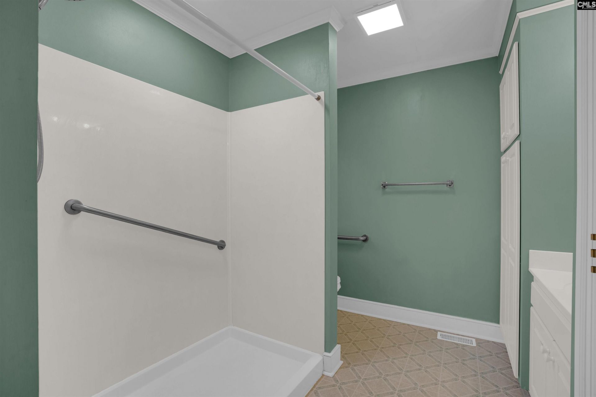 220 Nance Street Photo 28
