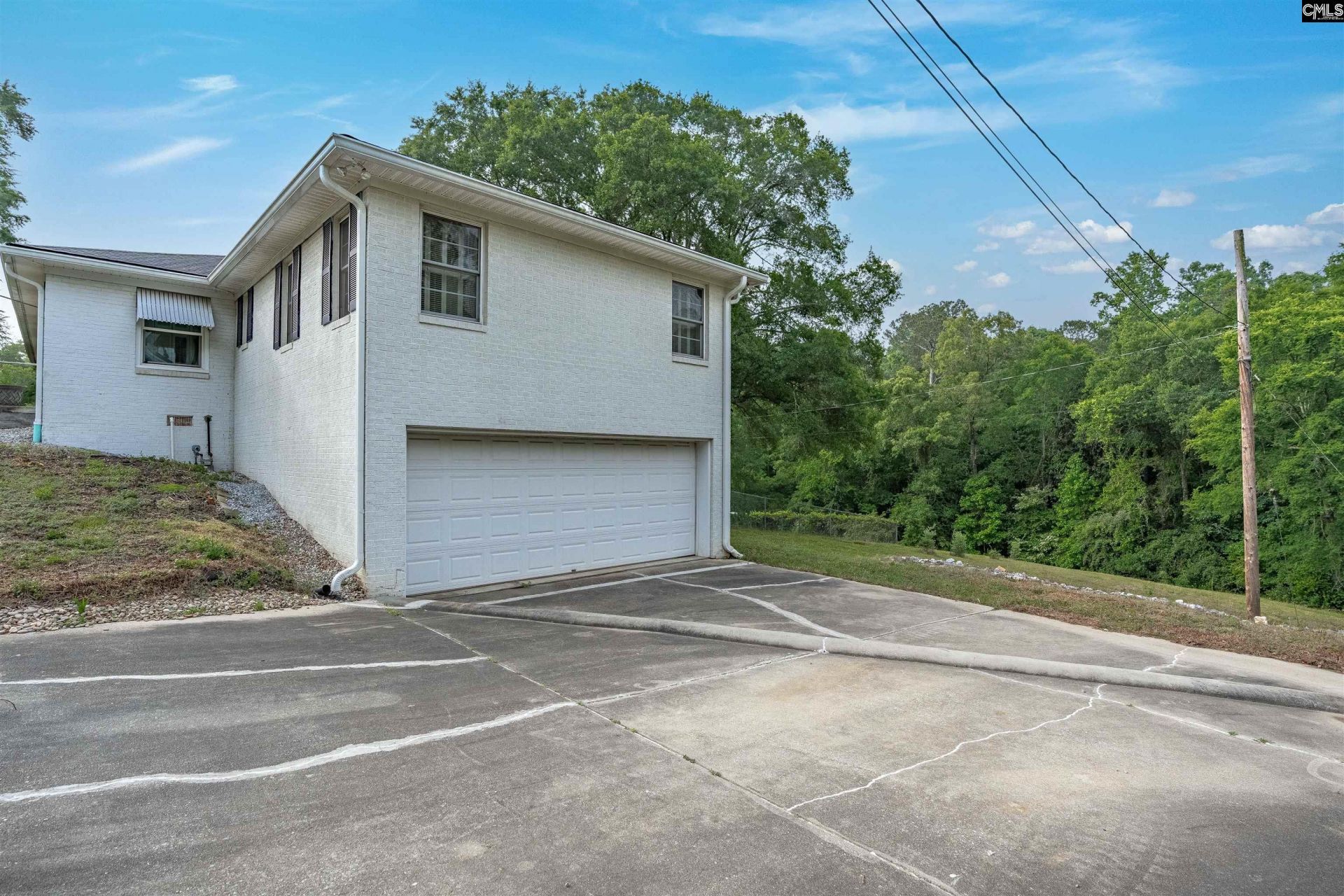 220 Nance Street  Photo 32