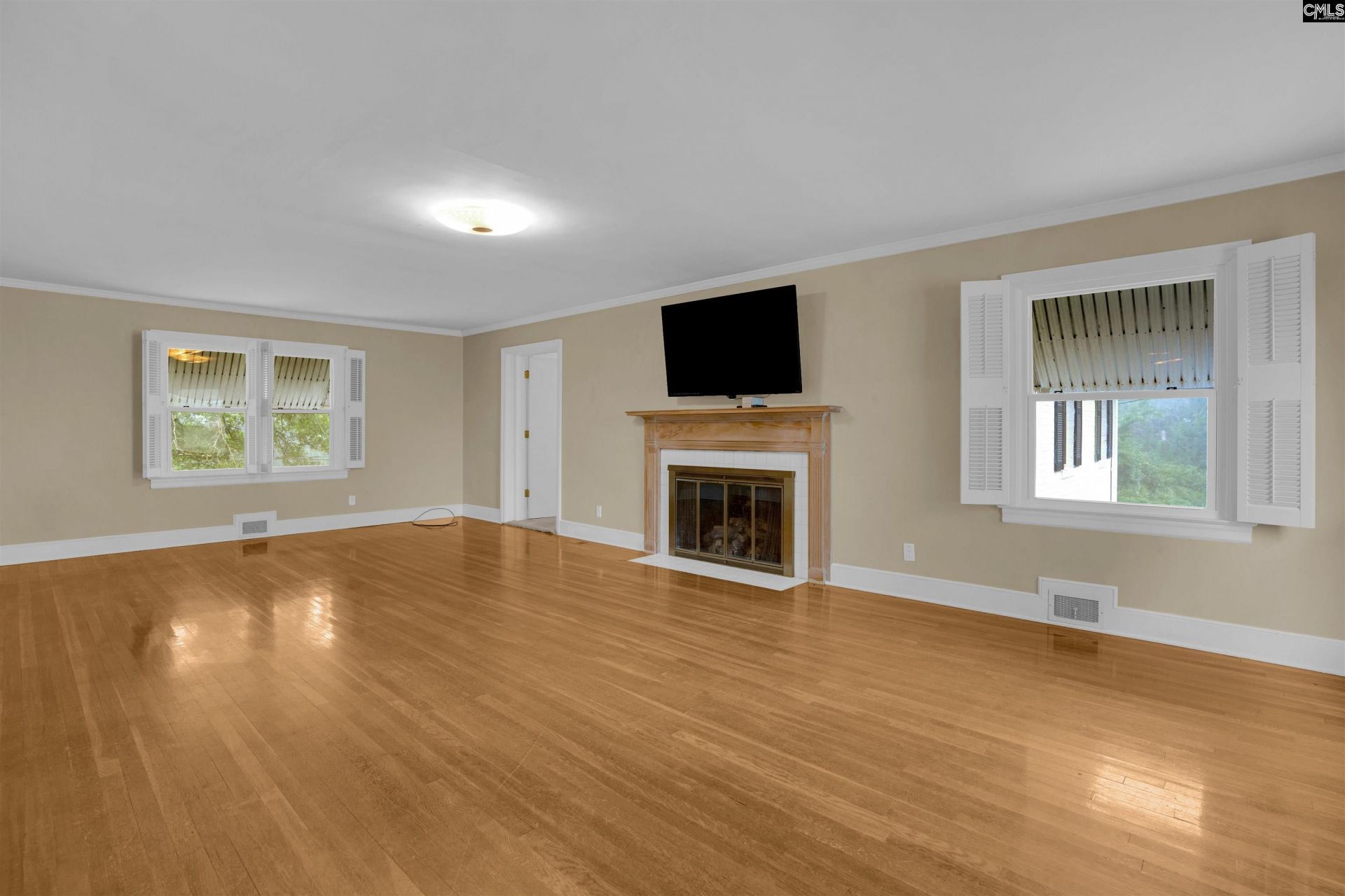 220 Nance Street  Photo 43