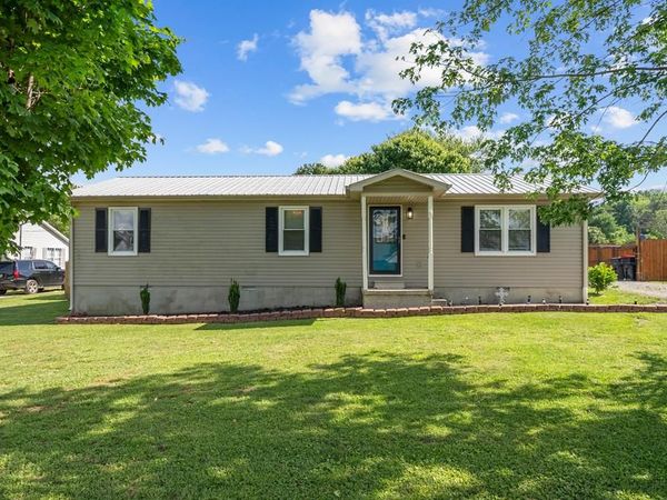 1608 Parker Road, Sparta, TN 38583