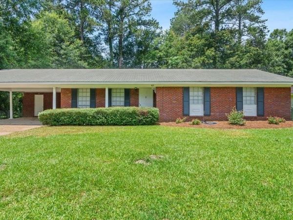 405 S 35th Ave., Hattiesburg, MS 39402