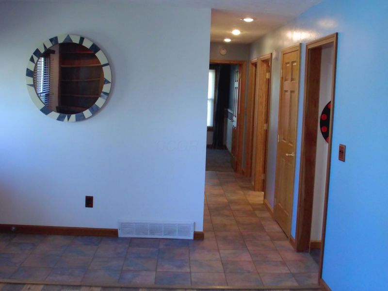 125 Heather Hill Drive , Bellefontaine, OH 43311 Photo 6