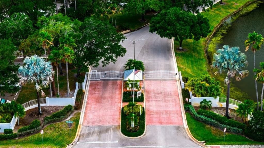 2516 SE Anchorage Cove, Unit H1, Port Saint Lucie, FL 34952 Photo