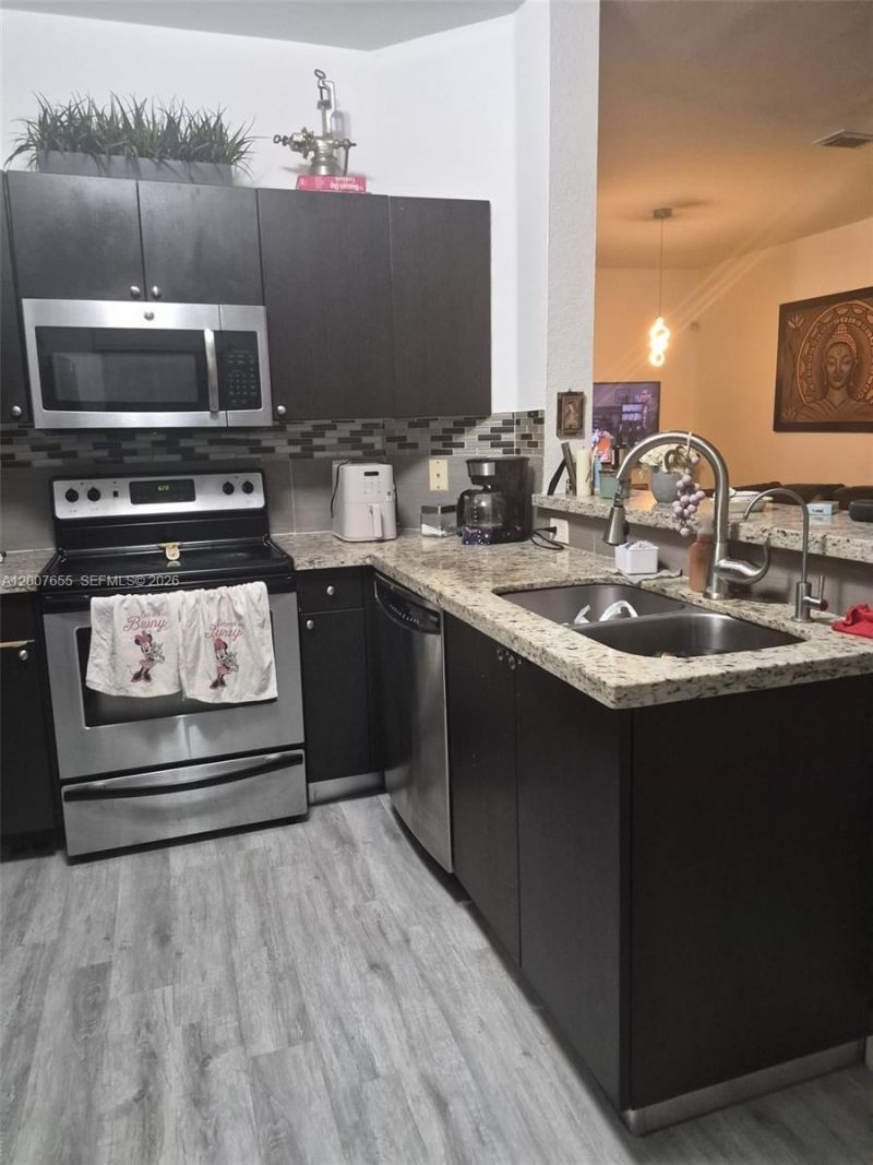 12423 SW 123rd Ter, Miami, FL 33186 Photo