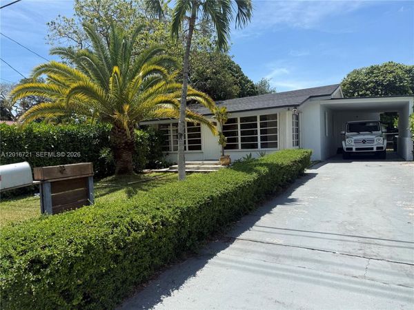 9040 SW 156th St , Palmetto Bay, FL 33157