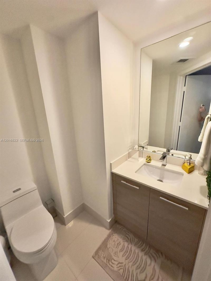 1300 S Miami Ave , Unit 1709, Miami, FL 33130 Photo