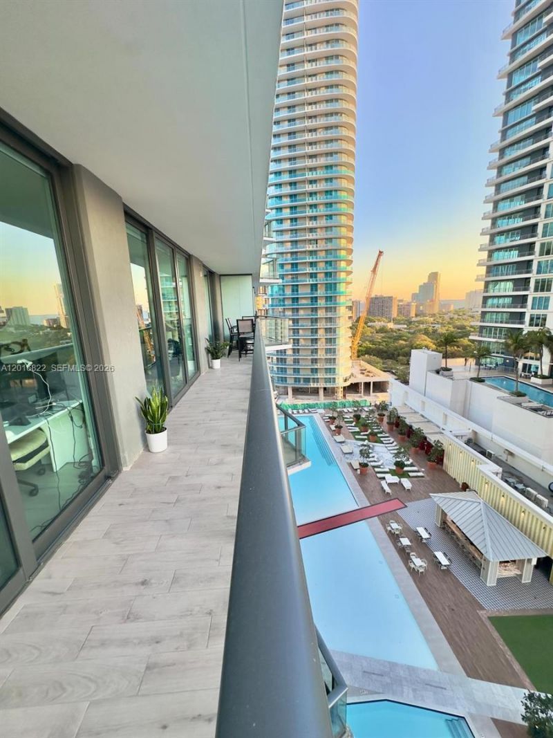 1300 S Miami Ave , Unit 1709, Miami, FL 33130 Photo