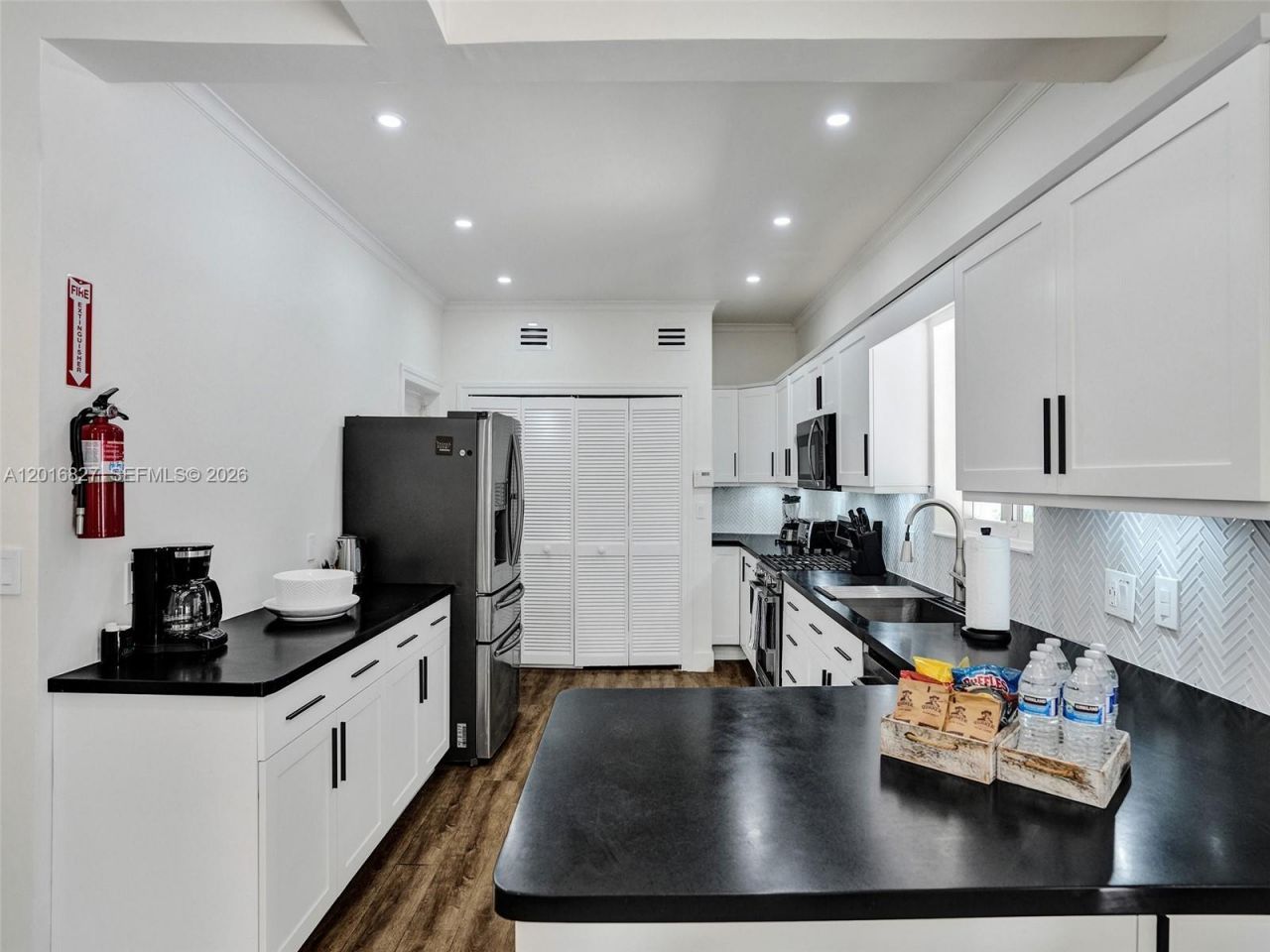 1128 Tyler St , Hollywood, FL 33019 Photo
