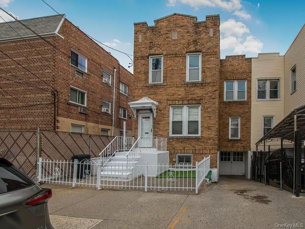 1062 Calhoun Avenue , Bronx, NY 10465