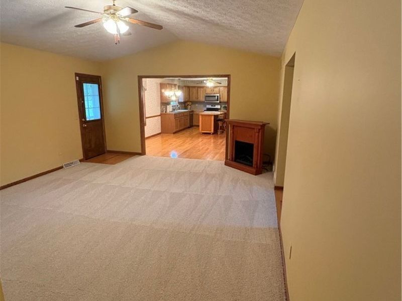 4825 Woodstone Avenue NW, Canton, OH 44647 Photo 3