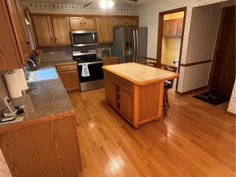 4825 Woodstone Avenue NW, Canton, OH 44647 Photo 5