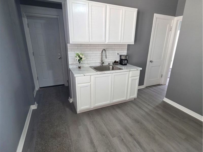 3557 E 114th Street, Cleveland, OH 44105 Photo 2