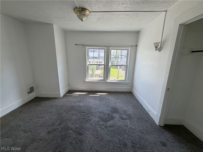 160 Hager Street, Hubbard, OH 44425 Photo 10