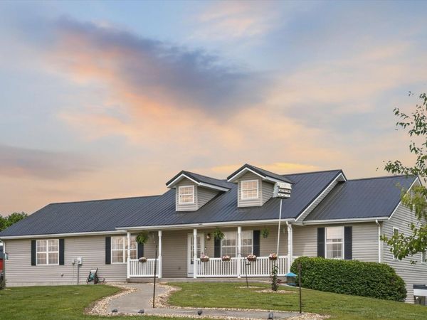 5416 S 165th Road , Brighton, MO 65617
