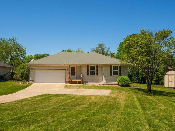 435 W Logan Street , Republic, MO 65738
