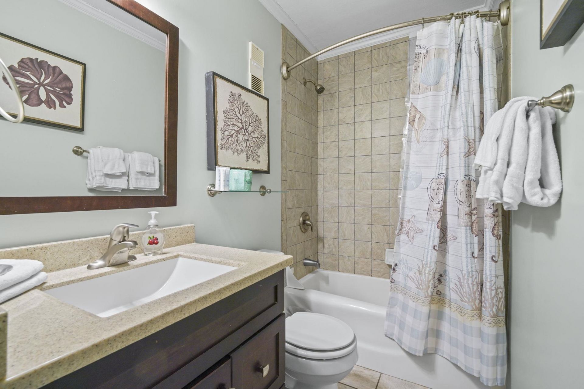 9400 Shore Dr. Photo 10