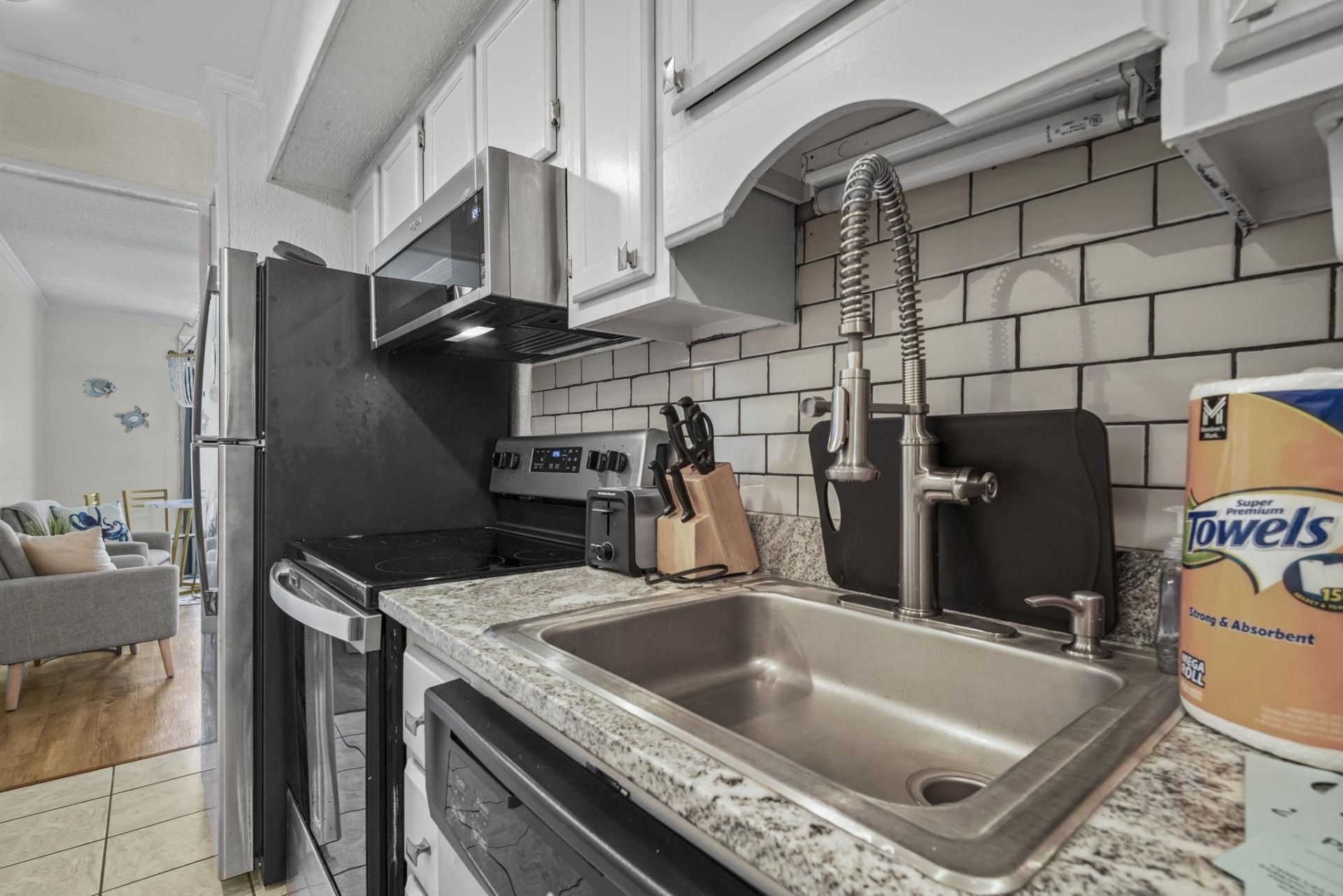 9400 Shore Dr. Photo 14