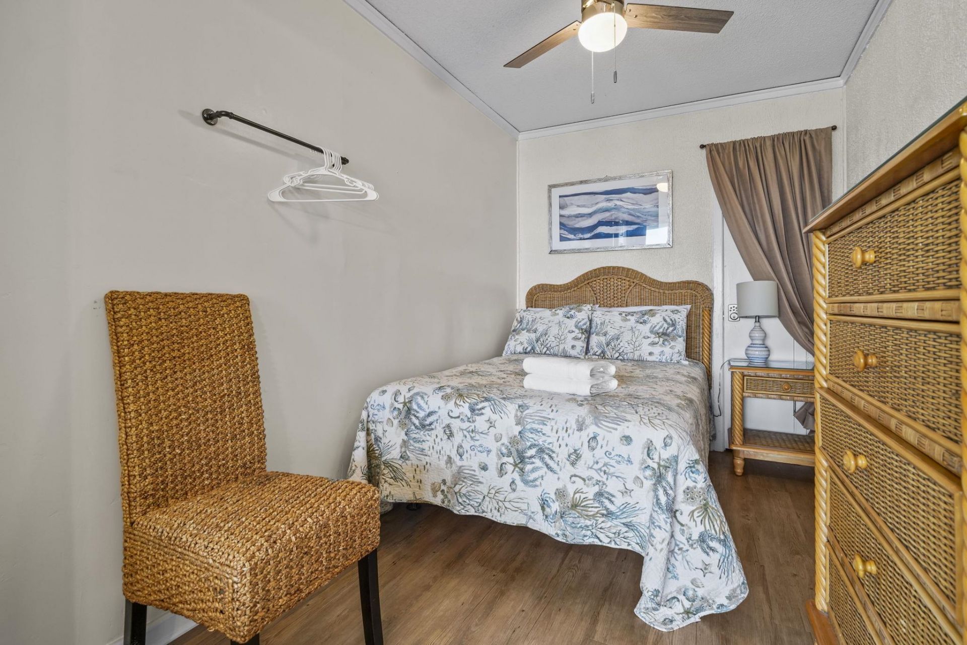 9400 Shore Dr. Photo 19