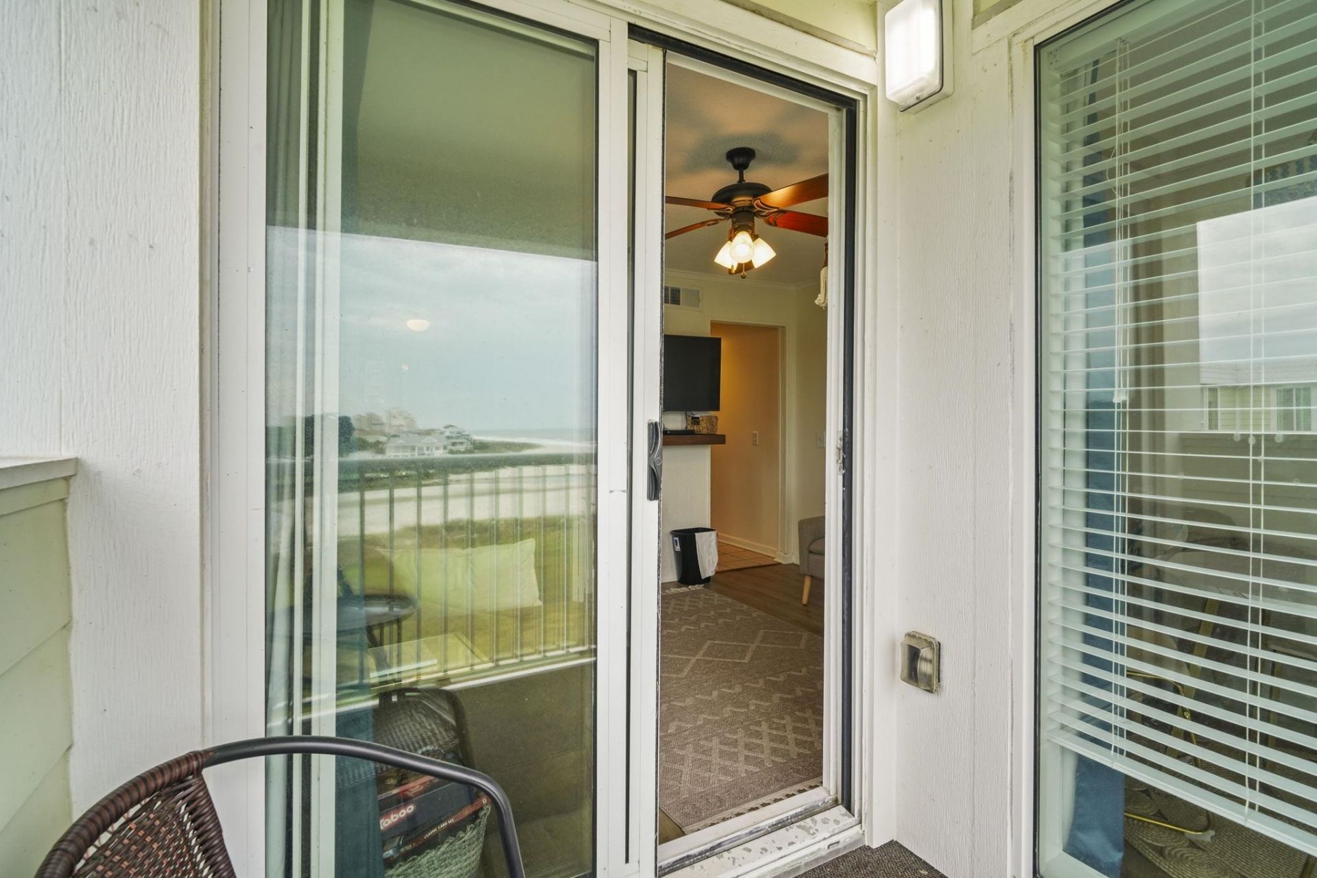 9400 Shore Dr. Photo 27