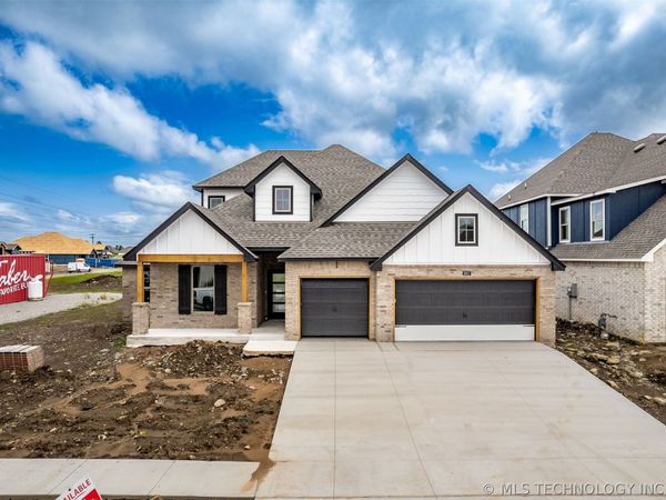2917 E Northampton Street , Broken Arrow, OK 74014