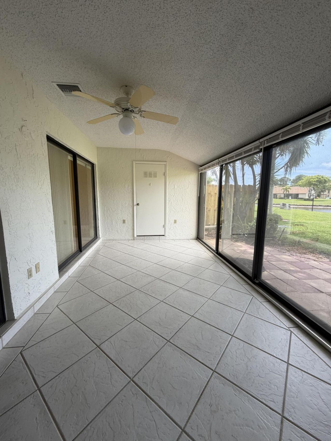 809 Sky Pine Way, Unit F, Greenacres, FL 33415 Photo