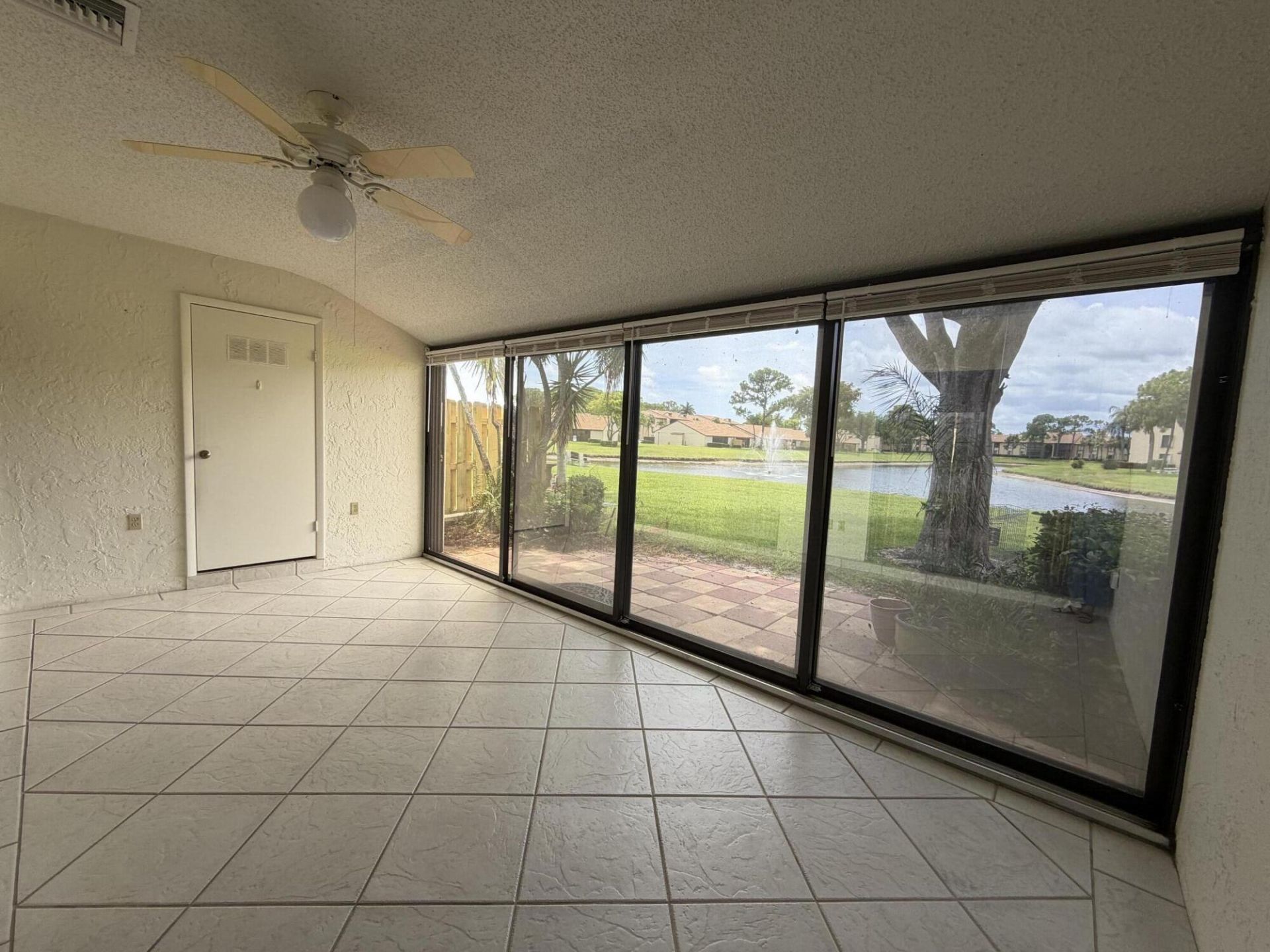 809 Sky Pine Way, Unit F, Greenacres, FL 33415 Photo