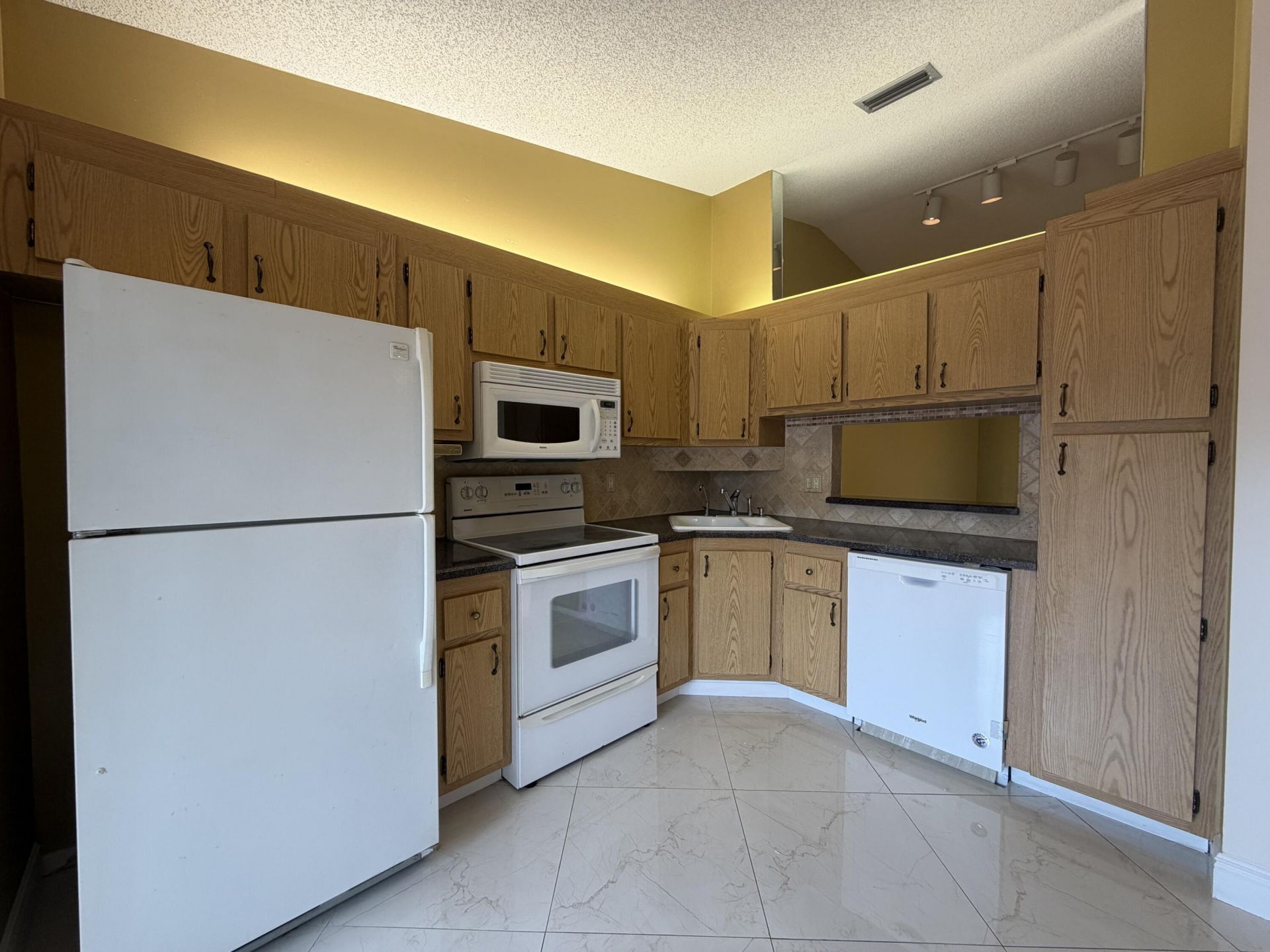 809 Sky Pine Way, Unit F, Greenacres, FL 33415 Photo