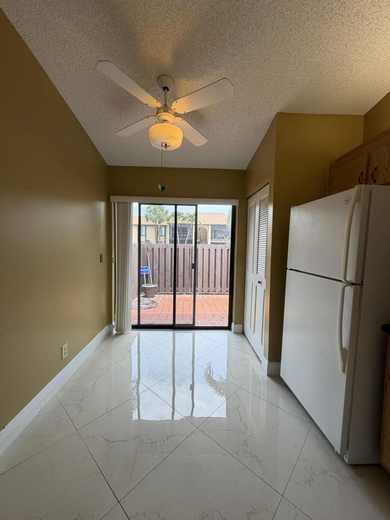 809 Sky Pine Way, Unit F, Greenacres, FL 33415 Photo