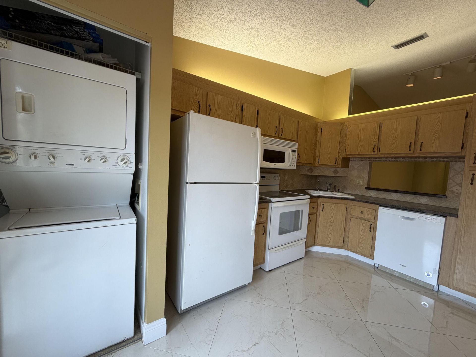 809 Sky Pine Way, Unit F, Greenacres, FL 33415 Photo