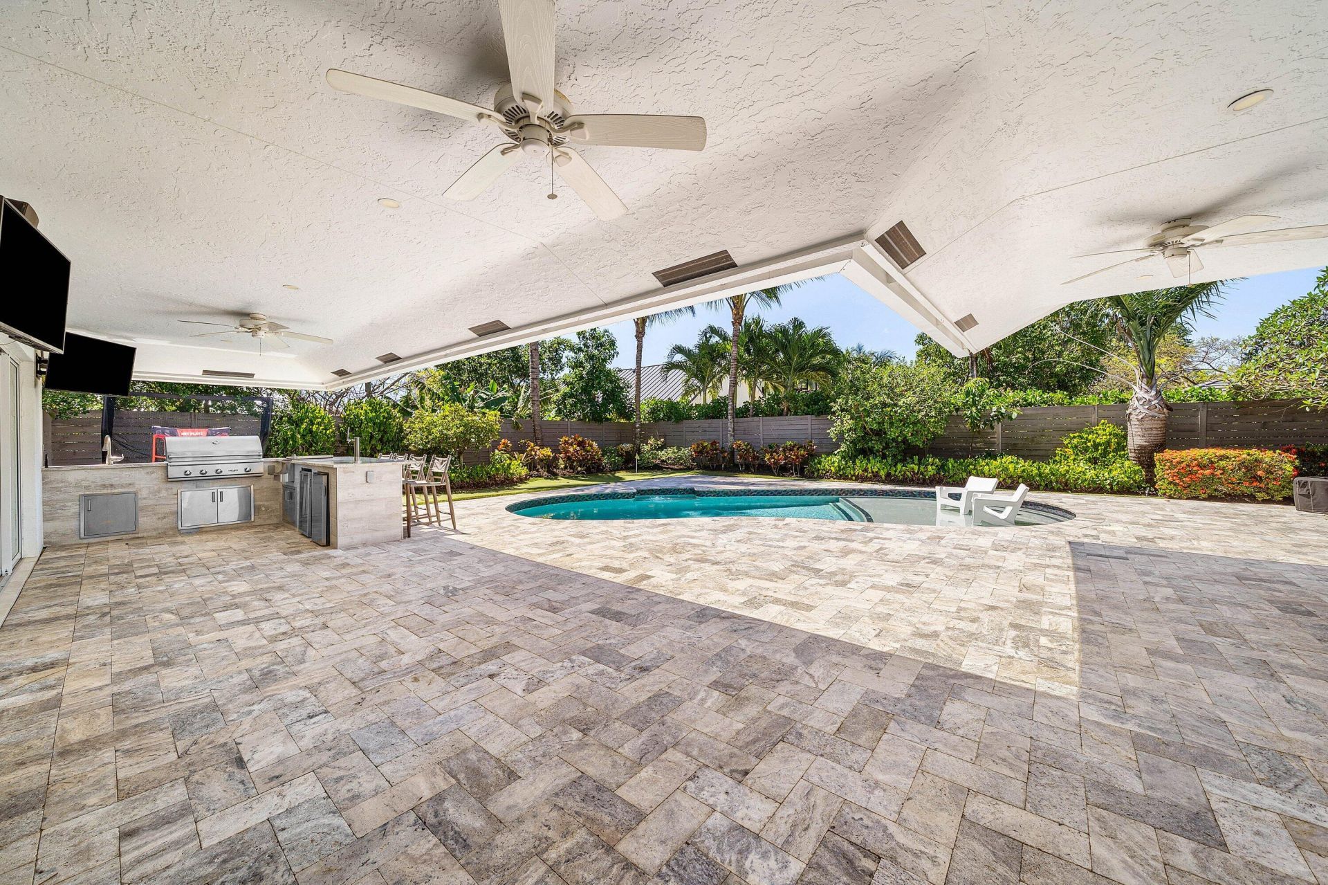 916 SW 37th Court, Boynton Beach, FL 33435 Photo
