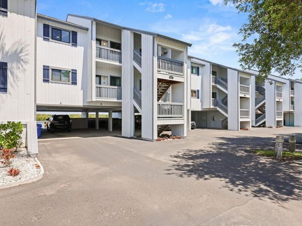 821 BAHIA DEL SOL DRIVE , Unit B, RUSKIN, FL 33570