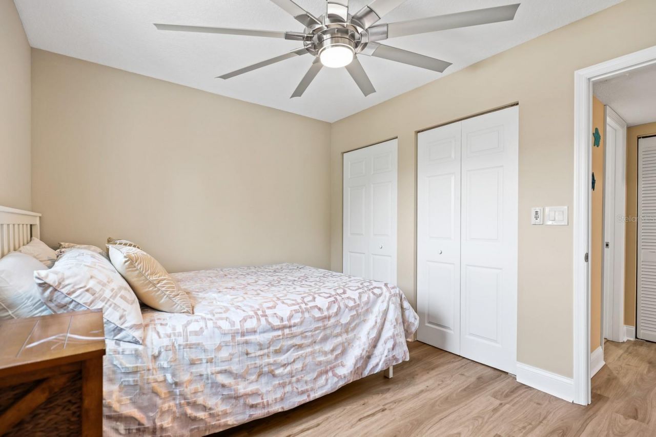 821 Bahia Del Sol Drive, Unit B, Ruskin, FL 33570 Photo