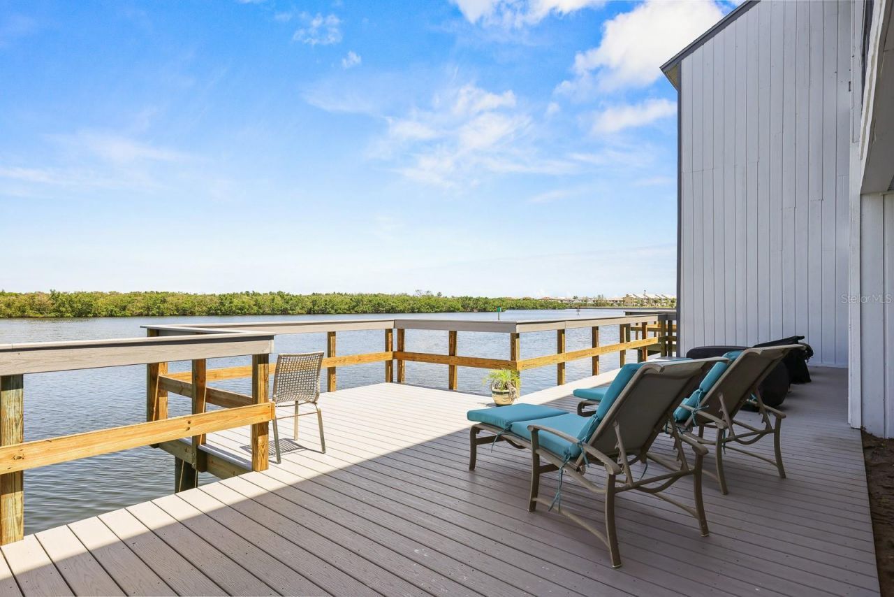 821 Bahia Del Sol Drive, Unit B, Ruskin, FL 33570 Photo