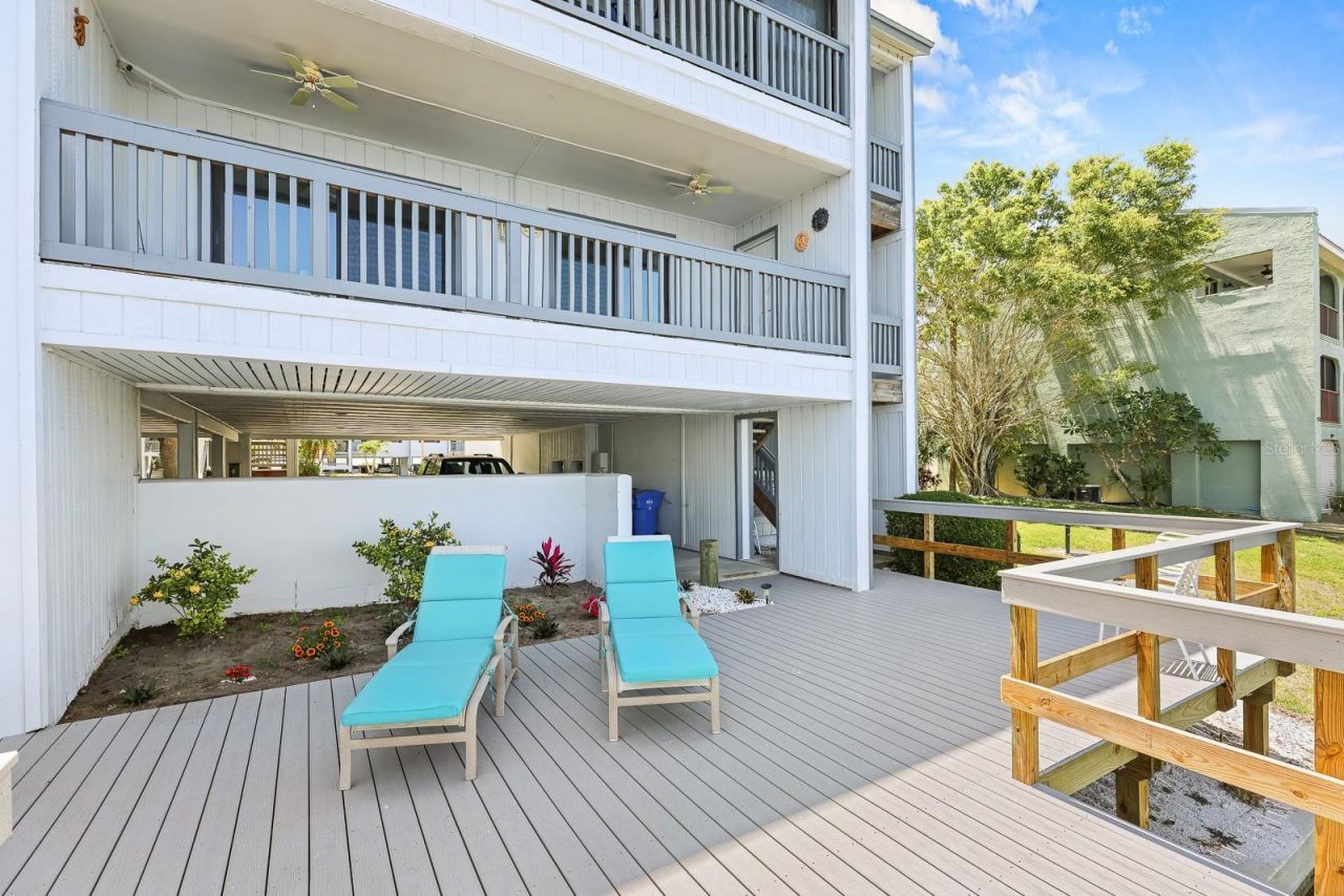 821 Bahia Del Sol Drive, Unit B, Ruskin, FL 33570 Photo