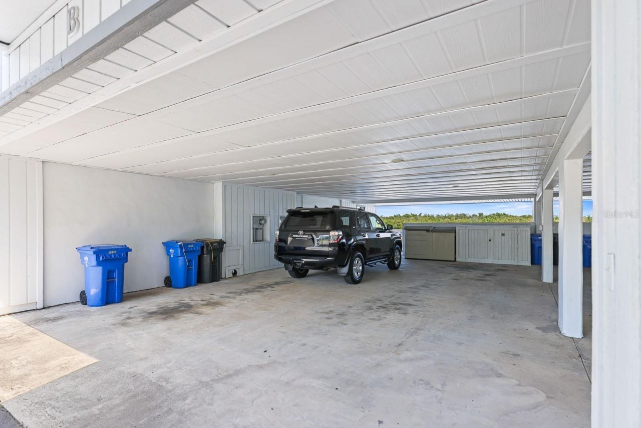 821 Bahia Del Sol Drive, Unit B, Ruskin, FL 33570 Photo