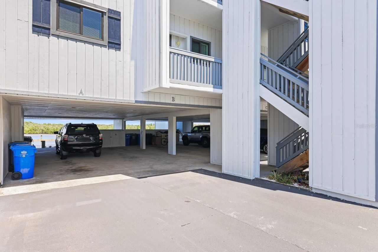 821 Bahia Del Sol Drive, Unit B, Ruskin, FL 33570 Photo