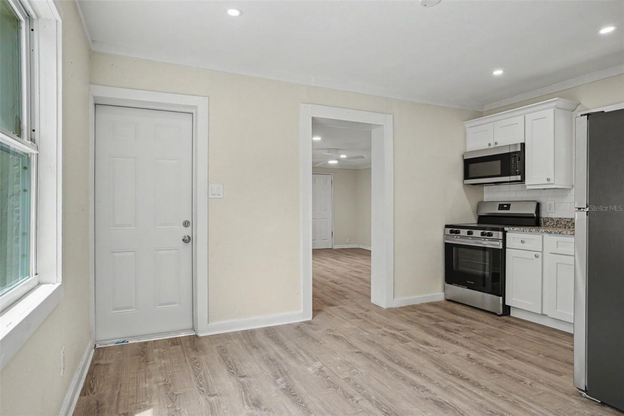 850 18th Avenue S, Saint Petersburg, FL 33705 Photo