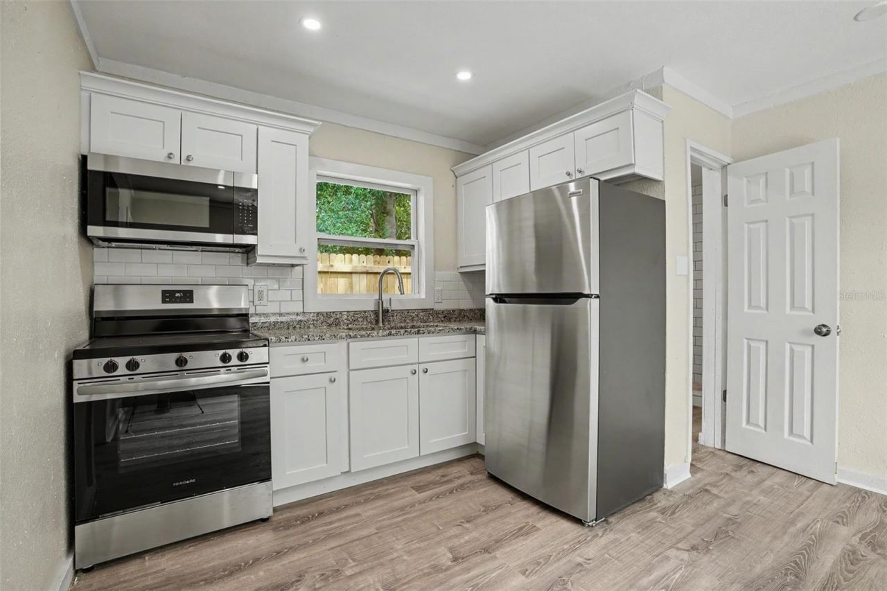 850 18th Avenue S, Saint Petersburg, FL 33705 Photo