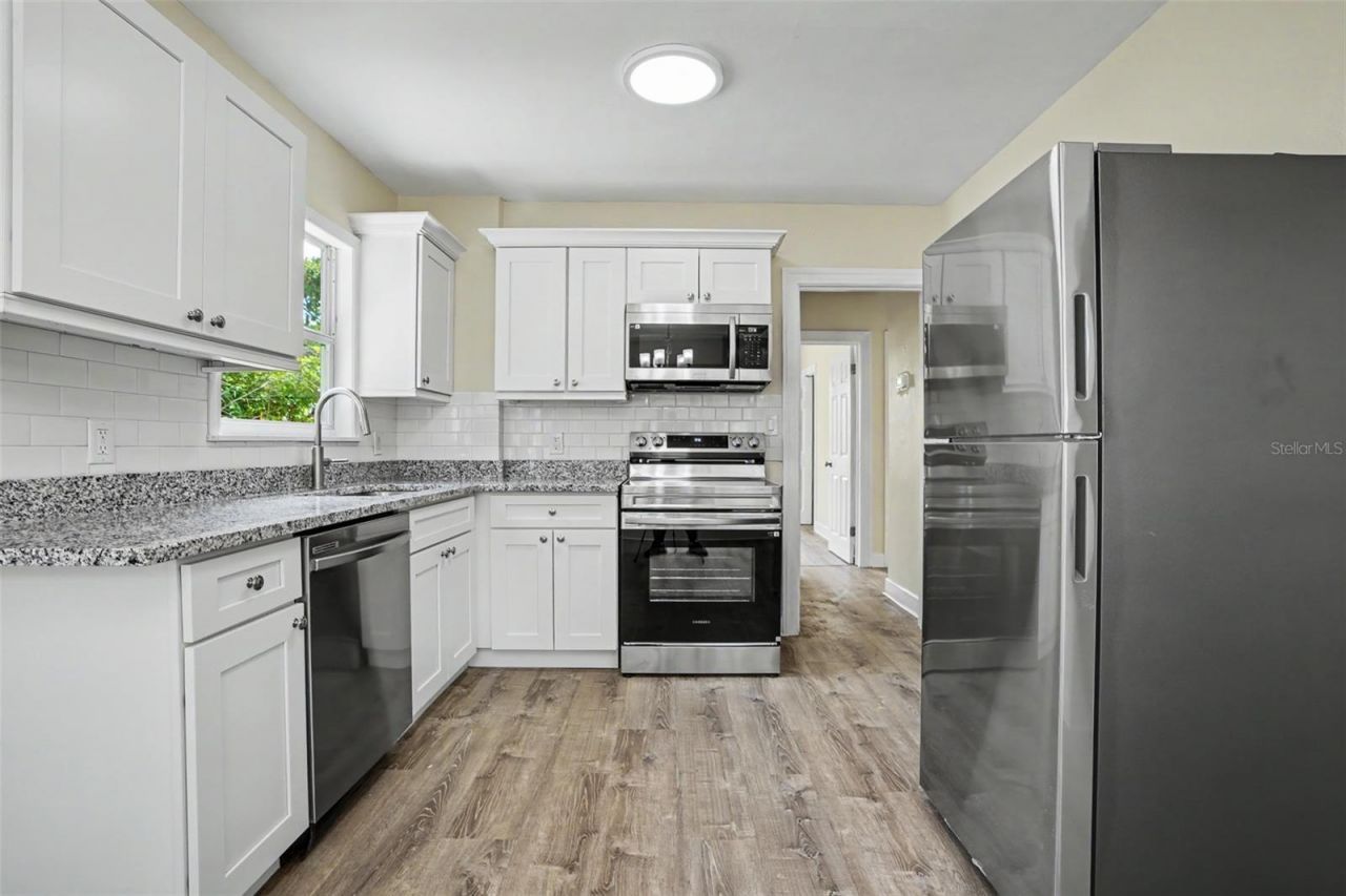850 18th Avenue S, Saint Petersburg, FL 33705 Photo