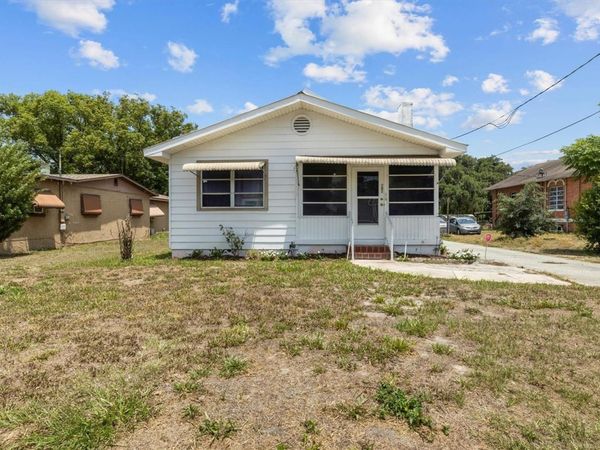 207 S PERRY AVENUE , FORT MEADE, FL 33841