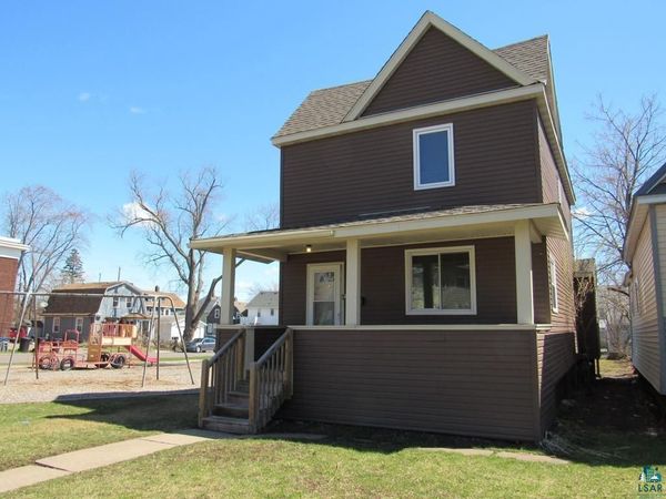 1806 Hughitt Ave, Superior, WI 54880