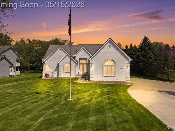 24366 Taft Road, Novi, MI 48375