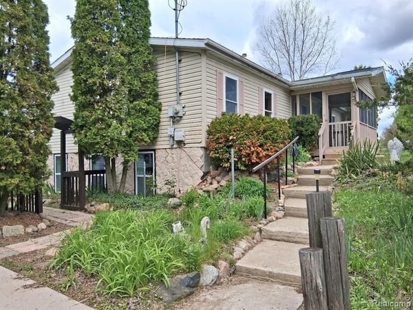 10055 N Genesee Road NW, Thetford Twp, MI 48458