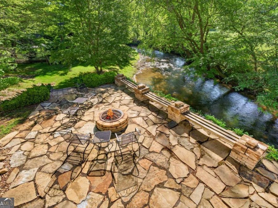 Property Image 95